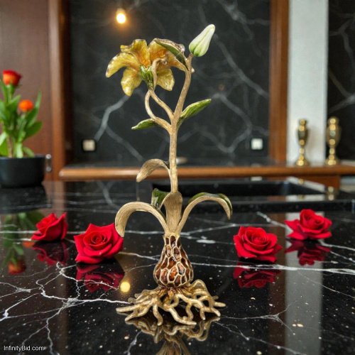 Jay Strongwater Delphina Lily Objet | Hand-Enameled Pewter & Swarovski Crystals SKU: SDH2411-256