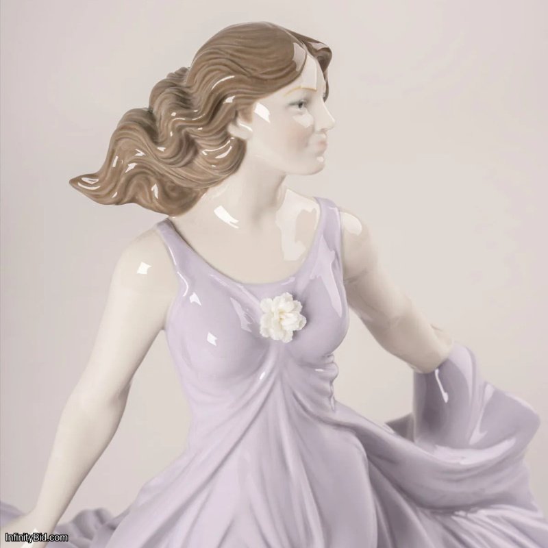 Lladró “Dancing in the Wind” Sculpture Annual Piece 2026  SKU: 01009806