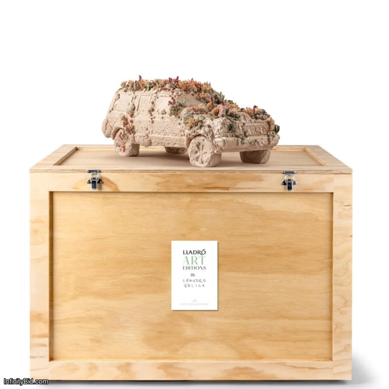 Lladró Coral Car (Sand) Sculpture Limited Edition | Art Editions Collection  SKU: 01050048