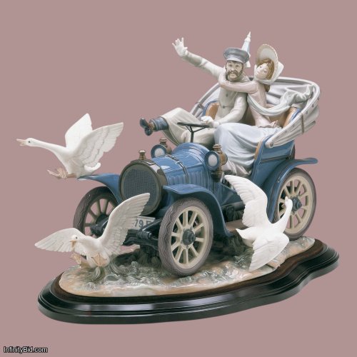 Lladró "Car in Trouble" Limited Edition Porcelain Sculpture SKU 01001375 RETIRED