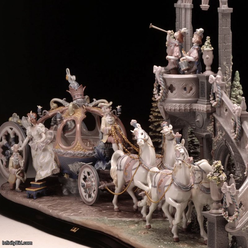 Lladró Cinderella’s Arrival Sculpture - Limited Edition High Porcelain Masterpiece - Monumental Fairy Tale Carriage Scene - SKU 01001785