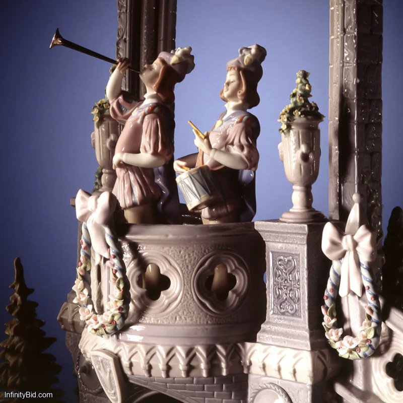 Lladró Cinderella’s Arrival Sculpture - Limited Edition High Porcelain Masterpiece - Monumental Fairy Tale Carriage Scene - SKU 01001785