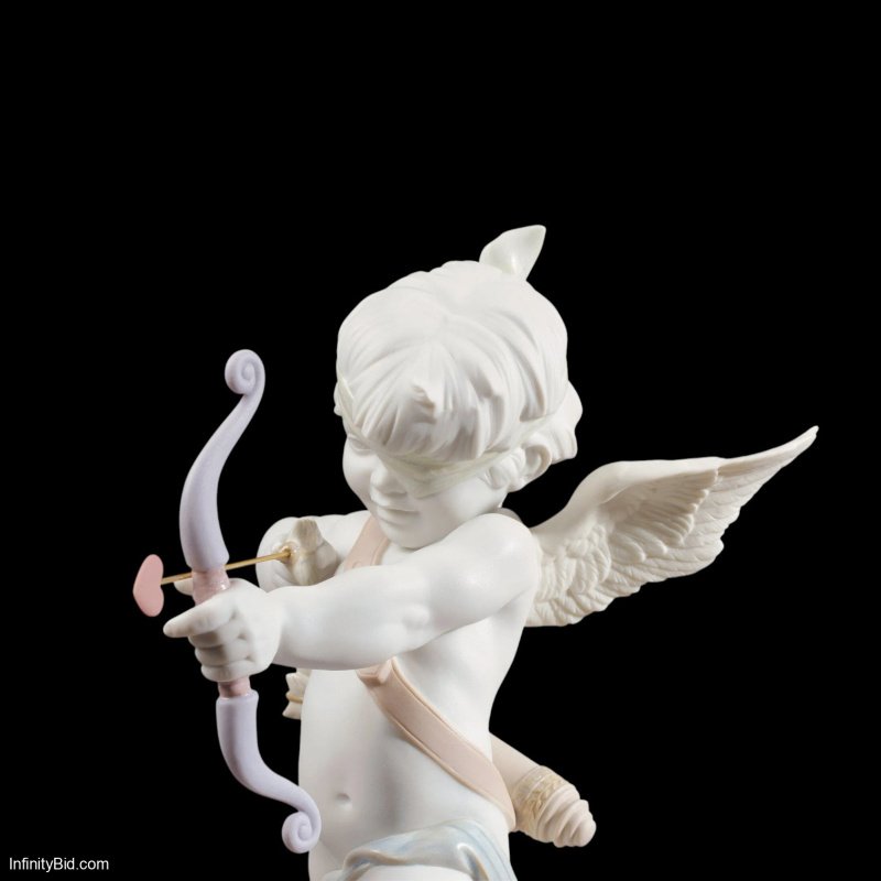 Lladró “Straight to the Heart” Cupid Angel Figurine – Matte Porcelain Sculpture by José Luis Santes | SKU 01009209