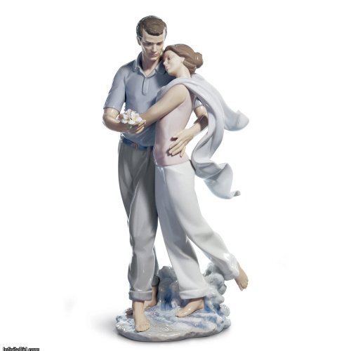 Lladro You're Everything to Me Couple Figurine SKU: 01006842