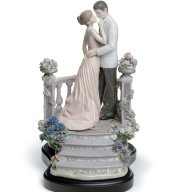 Lladro Moonlight Love Couple Figurine — Limited Edition SKU: 01007695