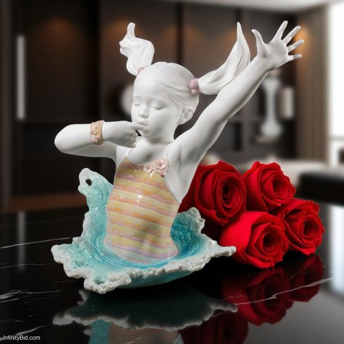 Lladro “There I Go!” Figurine Reference: 01009194
