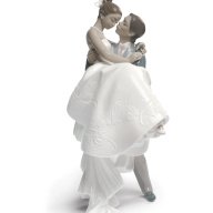 Lladro The Happiest Day Couple Figurine SKU: 01009210