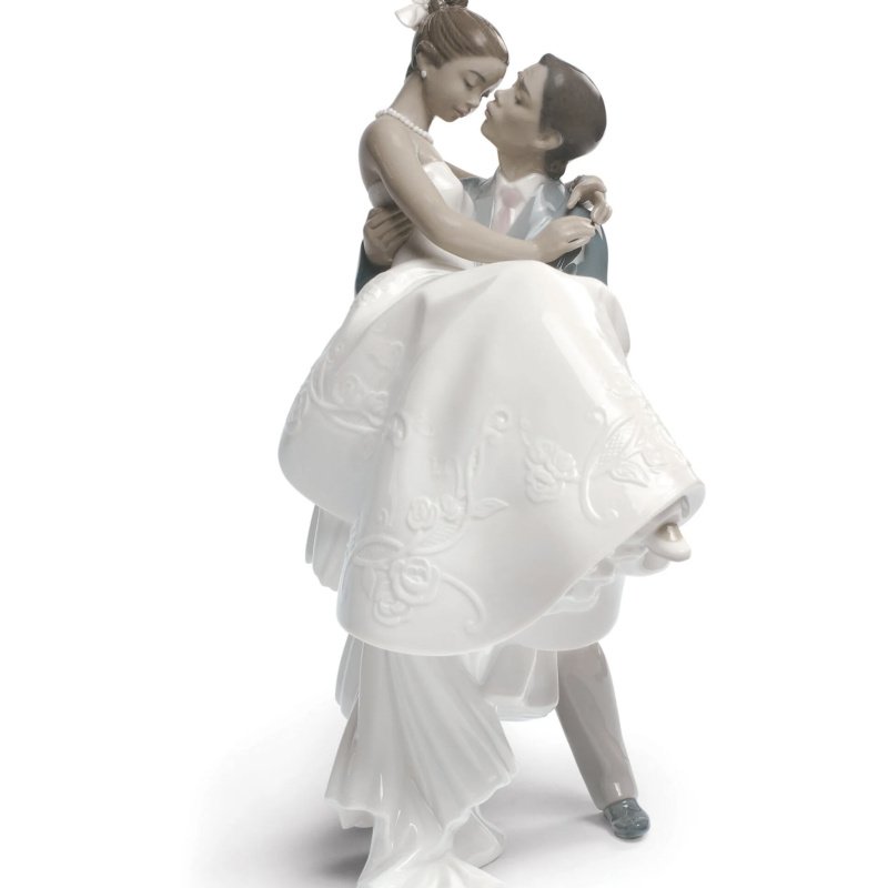 Lladro The Happiest Day Couple Figurine SKU: 01009210