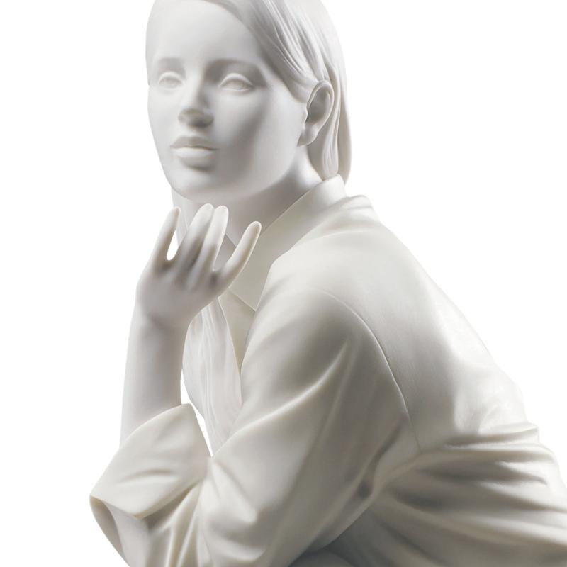 Lladro In My Thoughts Woman Figurine #9243