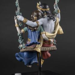 Lladro Radha Krishna on a Swing Sculpture. Limited Edition 01002036