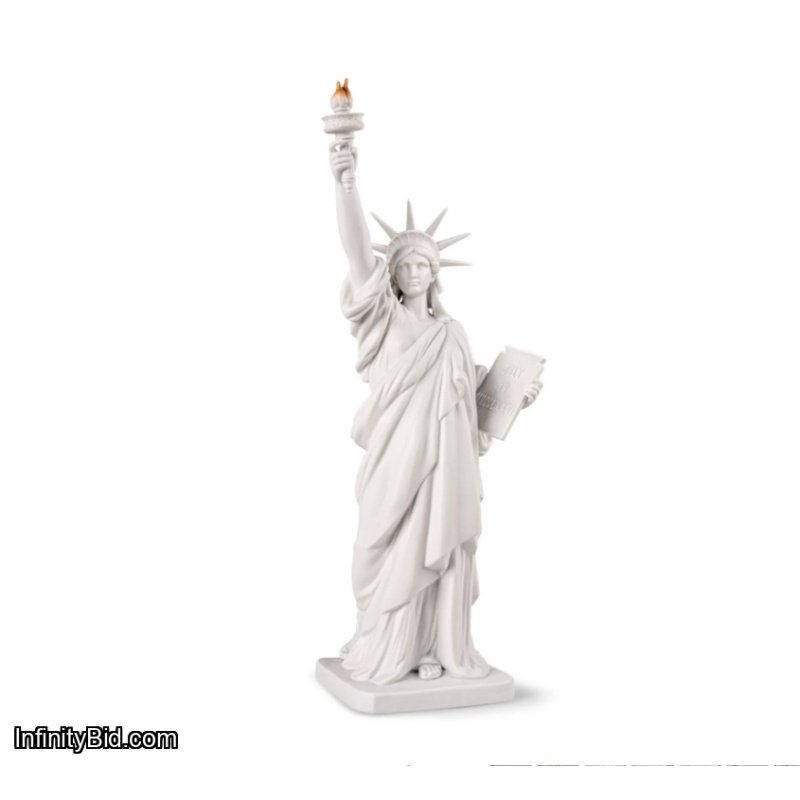 Lladró Statue of Liberty (250th Anniversary Edition) Limited Edition Sculpture | SKU: 01009815