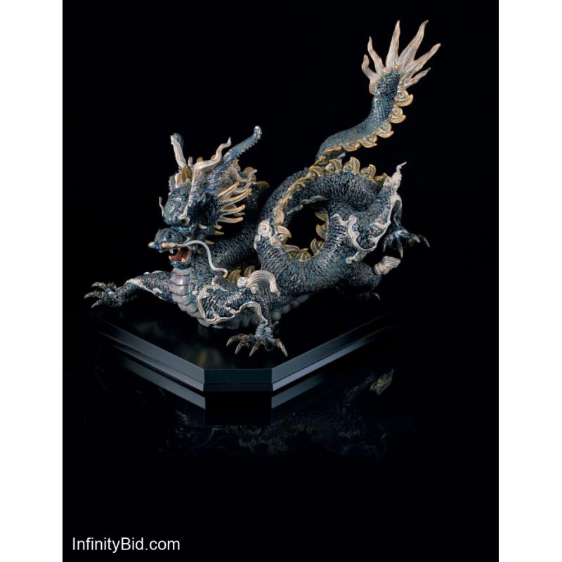 Great Dragon Sculpture. Golden Lustre and Blue. Limited Edition 01001934 Lladro