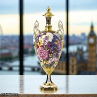 Royal Crown Derby “Prestige” Large Vase – PRESVA62148 Fine Bone China | Hand-Gilded in 22-Carat Gold | Made in England