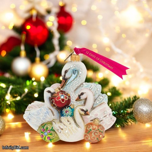 Jay Strongwater Seven Swans-A-Swimming Glass Ornament – SDH2323-250