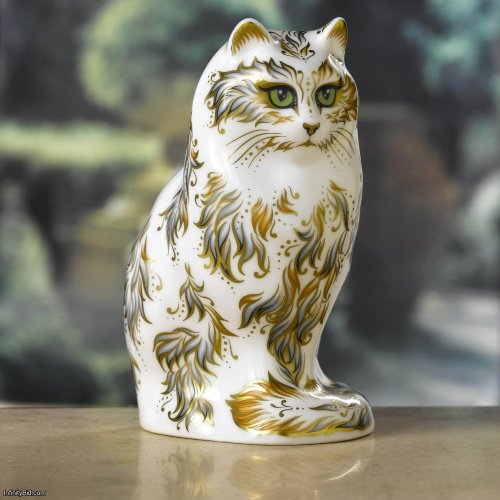 Royal Crown Derby Fifi Cat Figurine – Fine Bone China Collectible with 22-Carat Gold SKU: PAPBOX61767