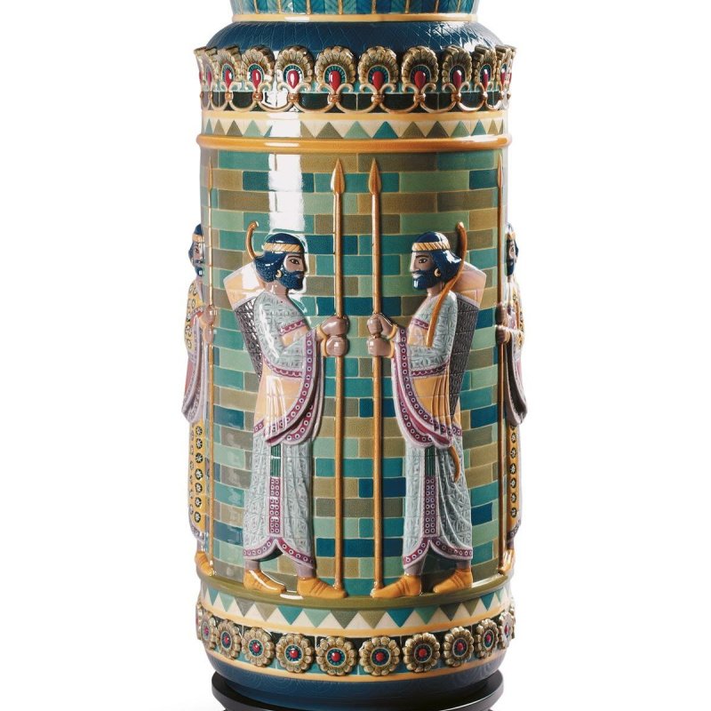 Lladro Archers Frieze Vase Sculpture – Limited Edition High Porcelain SKU: 01008778