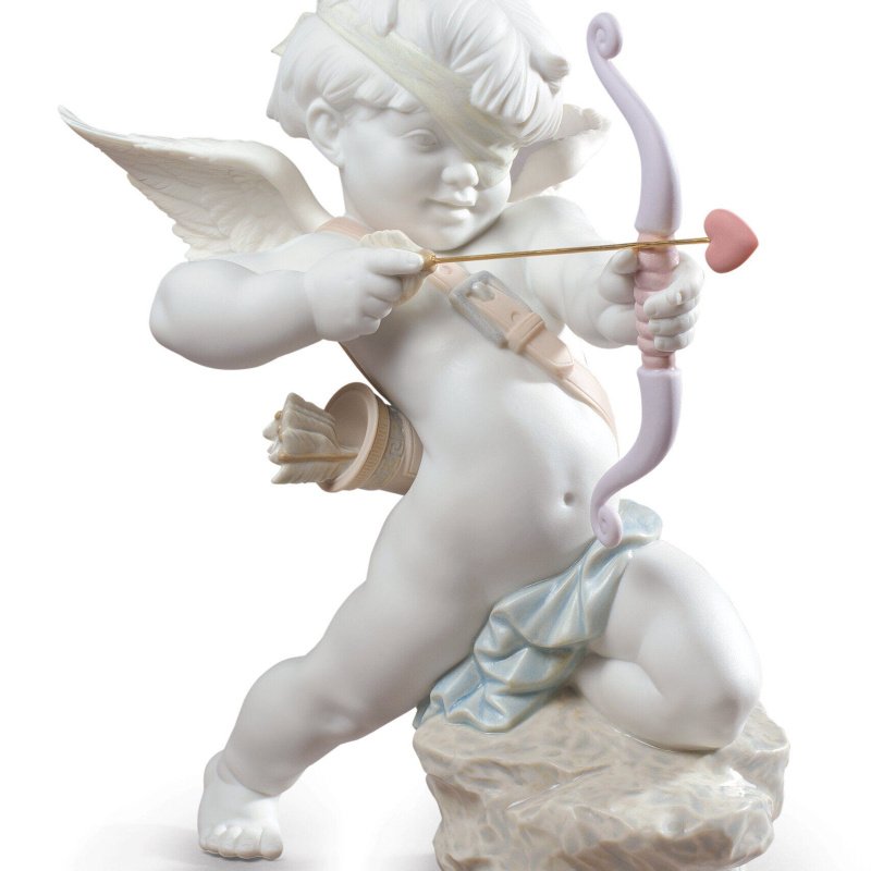 Lladró “Straight to the Heart” Cupid Angel Figurine – Matte Porcelain Sculpture by José Luis Santes | SKU 01009209