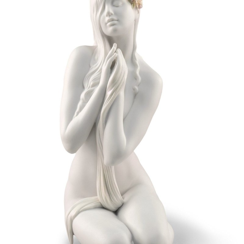 Lladro Inner Peace Woman Figurine SKU: 01009487