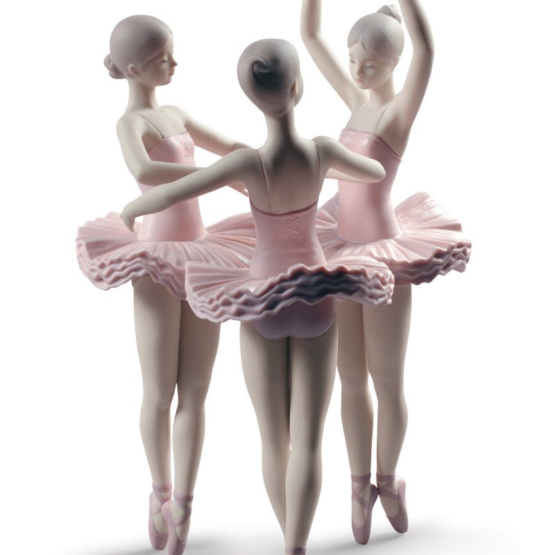 Lladro Our Ballet Pose Dancers Figurine SKU: 01009286