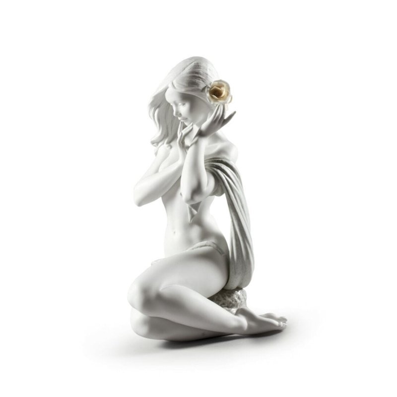 Lladro Subtle moonlight Woman Figurine White Limited Edition SKU: 01009332