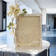 Jay Strongwater Beauty Rose 5" x 7" Picture Frame – Exquisite Floral Elegance SPF5868-258