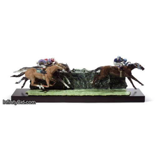 Lladro At The Derby Horses Sculpture – Limited Edition SKU: 01001967