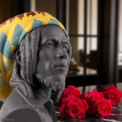 Lladro Bob Marley Sculpture | Limited Edition of 250 | Matte Black Porcelain Tribute  SKU: 01009794