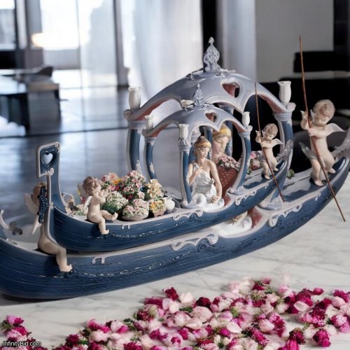 Lladro Gondola of Love Goddess Sculpture SKU: 01001870