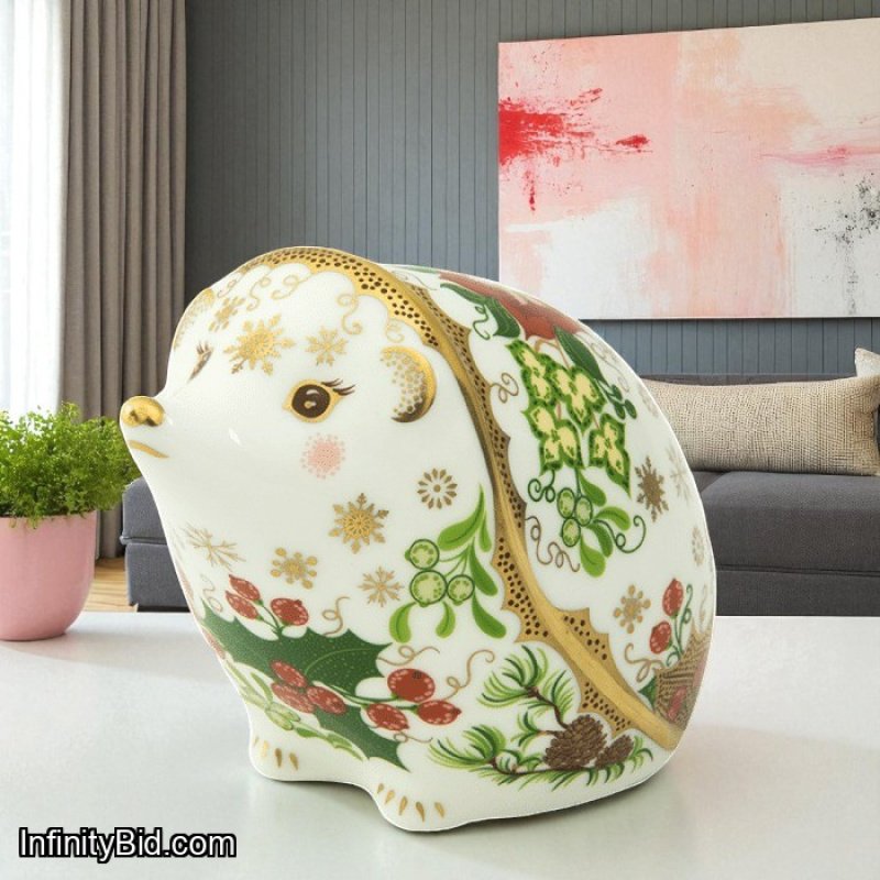 Royal Crown Derby Christmas Hedgehog – PAPBOX62688
