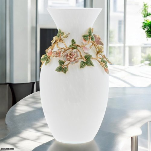 Jay Strongwater Gabrielle Rose Grand Vase – SKU: SDH2522-258