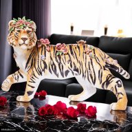 Jay Strongwater Tiger with Flower Crown Figurine – SDH2606-471